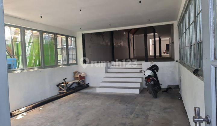 Disewakan Ruang Usaha Di Jl Karangsari Setiabudi Bandung 1