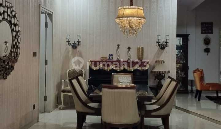 Dijual Rumah Mewah Lokasi Strategis Perumahan Kurdi  2