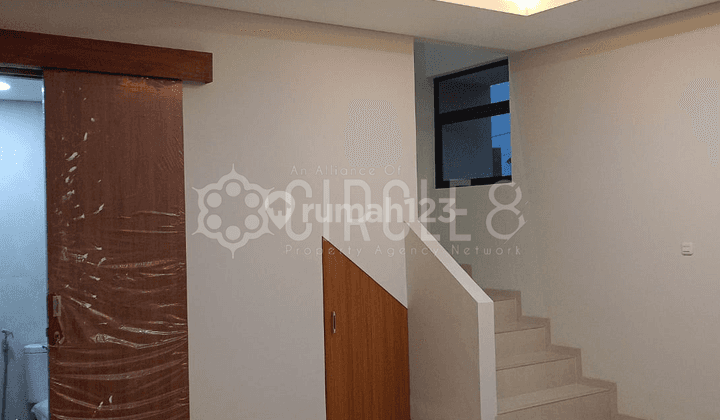 Like New Rumah Di Cluster Sayap Setraduta Bandung  1