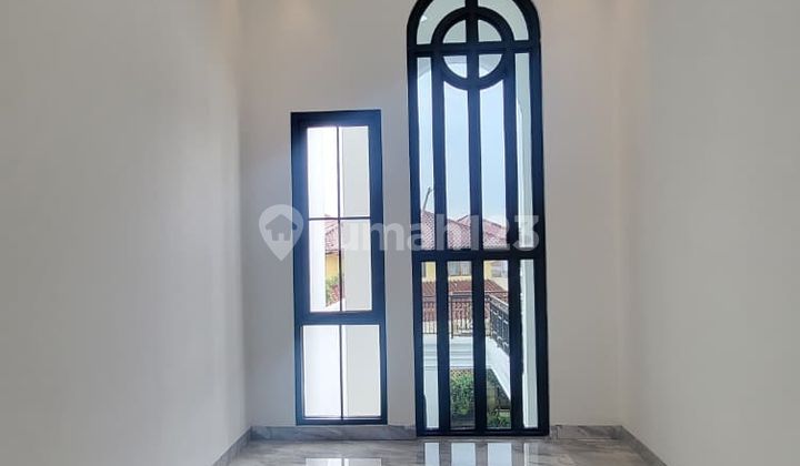 Brand New & Lokasi Strategis! Rumah Style Classic di Bintaro Sektor 9 - Bangunan Luas & Lingkungan Elite (Sp 0057) 2