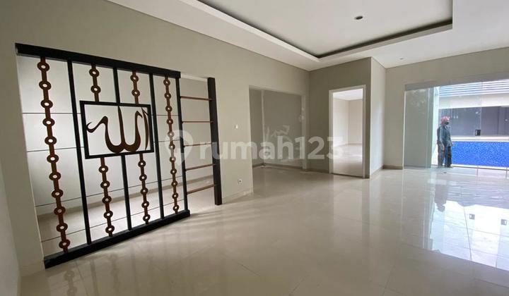 For Rent Luxury House with Swimming Pool in Kebayoran Bintaro (Sp 0339) For Rent Luxury House with Swimming Pool in Kebayoran Bintaro (Sp 0339)