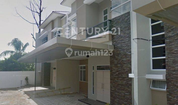 Rumah Mewah Cluster Jl. Karya Baru , Dekat Mega Mall 1