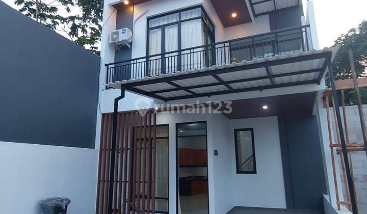 Rumah 2 Lantai di Kelapa Dua Dekat Pusat Kota Depok 1