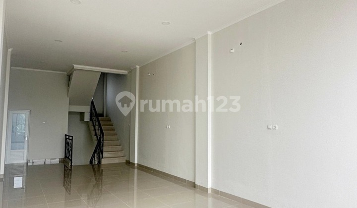 Roadside Jati Bening Shop House 2