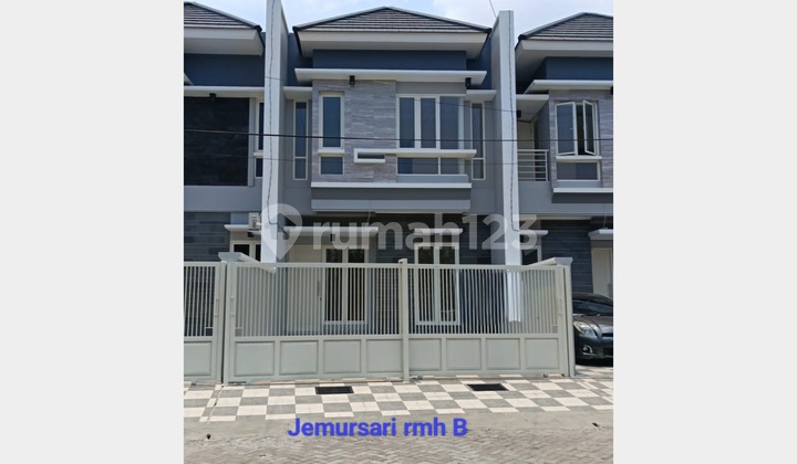 Rumah Gress Minimalis, Strategis, di Jemursasi Dekat Rungkut, Surabaya Rumah Gress Minimalis, Strategis, di Jemursasi Dekat Rungkut, Surabaya