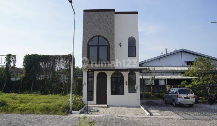 Rumah Modern Murah Strategis Lantai 2 Gresik Dekat Dengan Surabaya Kota 2