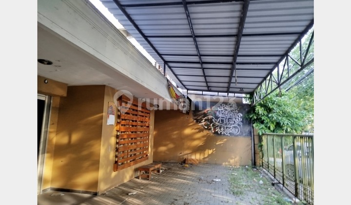 Business Space, Suitable for Cafes and Other Businesses, Spacious, Rungkut, Surabaya