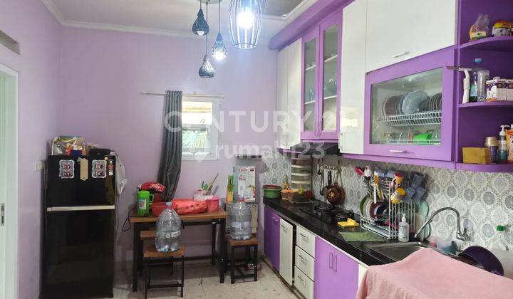 RUMAH CANTIK SEMIFURNISHED DI PERUMAHAN CIPAYUNG DEPOK 1