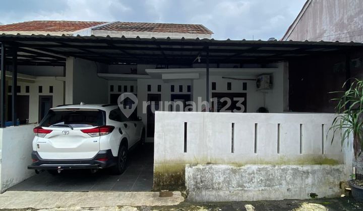 Corner House in a Muslim-Only Cluster on Jalan Ratna, Jatibening, Bekasi City