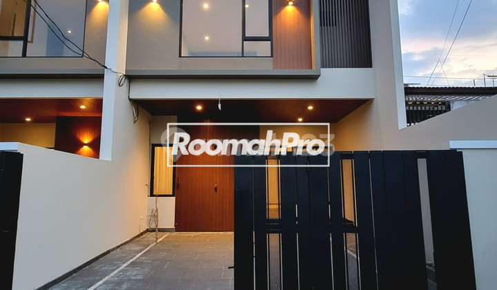 Rumah Modern Strategis Dalam Komplek One Gate Rawamangun Jakarta Timur 2