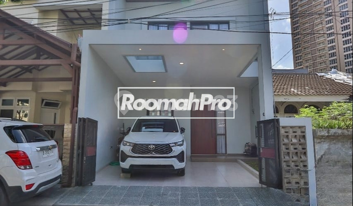 Rumah 2,5 Lantai Bagus di Area Pondok Indah Jakarta Selatan