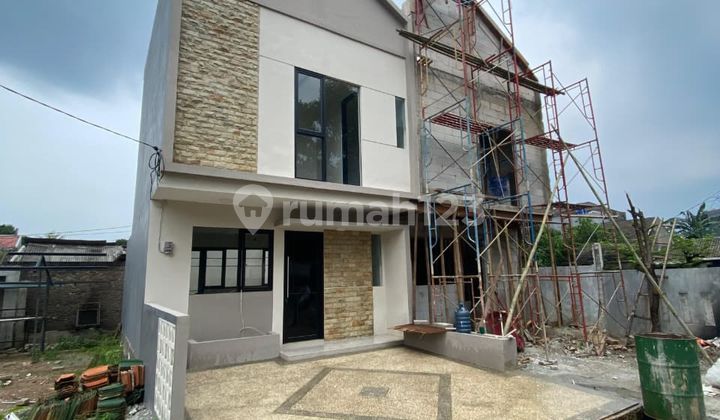 New House Ready to Occupied Within Cluster in Strategic Complex of Jatimakmur Bekasi 2