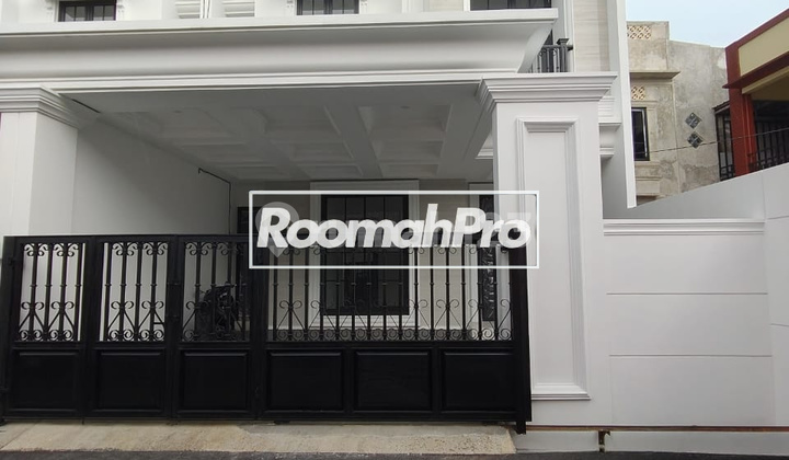 Rumah Baru Modern Classic Ciracas Jakarta Timur Rumah Baru Modern Classic Ciracas Jakarta Timur