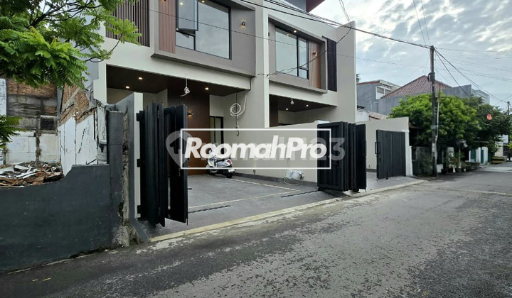 Rumah Modern Minimalis Dalam Komplek One Gate Rawamangun Jakarta Timur
