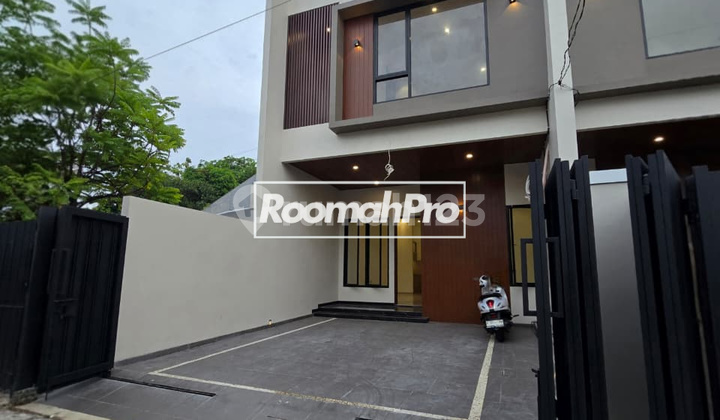 Minimalist Modern House in One Gate Complex Rawamangun East Jakarta 2