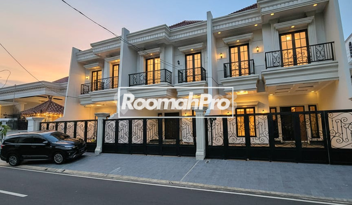 Rumah Baru Dalam Komplek Akses Jalan Lebar di Cempaka Putih Jakarta Pusat