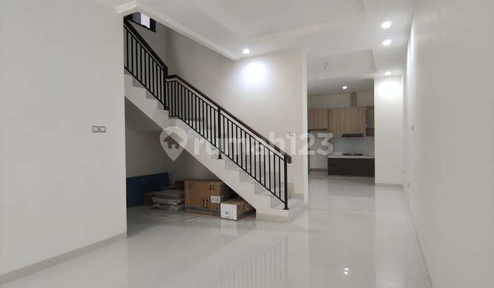 New House in a Complex in Pondok Kelapa, Duren Sawit, East Jakarta 2