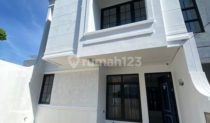 Rumah Baru Siap Huni Lokasi Strategis Dalam Komplek di Pondok Bambu Jakarta Timur Rumah Baru Siap Huni Lokasi Strategis Dalam Komplek di Pondok Bambu Jakarta Timur