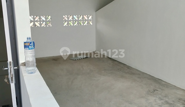 For Rent: 2-Door Connected Shop House, 4 Floors, Main Road Frontage, Pm.noor 2