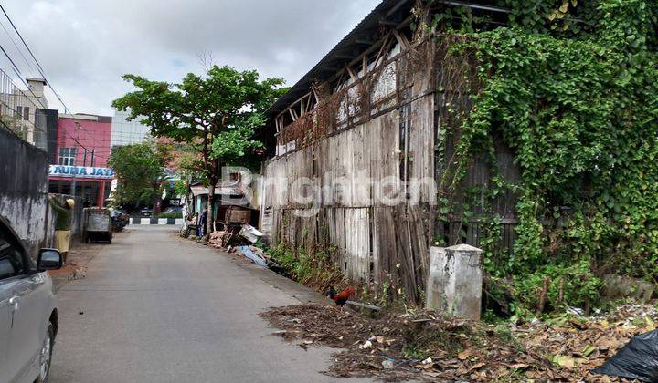 tanah dijual berbentuk persegi,di tengah kota Samarinda jalan s Parman  2