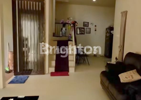 rumah mewah di perumahan pusat kota samarinda 2