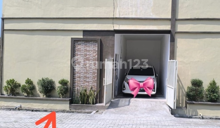 For Sale Ready-to-Live-in House - Gunung Anyar, Surabaya For Sale Ready-to-Live-in House - Gunung Anyar, Surabaya