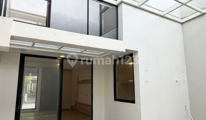 Dijual Northwest Park 2 Lantai Surabaya Barat Dijual Northwest Park 2 Lantai Surabaya Barat