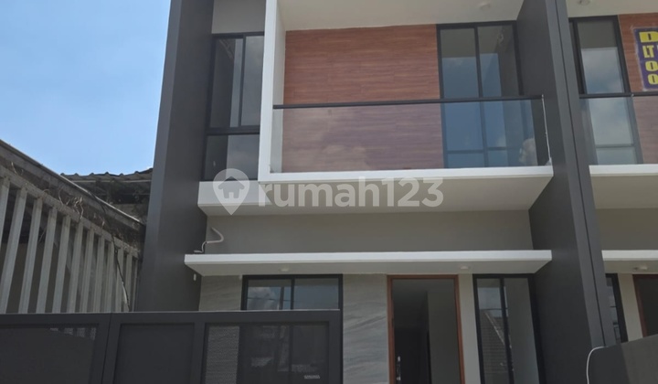 Dijual New Minimalis *Rumah di Penjaringan Asri*