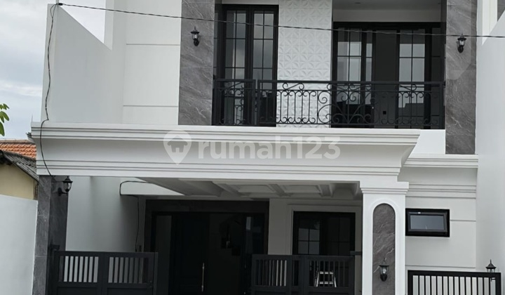 Dijual Rumah Baru Galaxy Bumi Permai Araya 2 American Classic Bagus dan Mewah Siap Huni Surabaya Barat