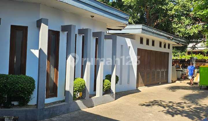 Disewa Rumah Full Furnish Daerah Jl. Diponogoro Disewa Rumah Full Furnish Daerah Jl. Diponogoro