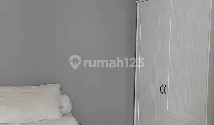 For Rent Waterplace F Apartment with Swimming Pool View