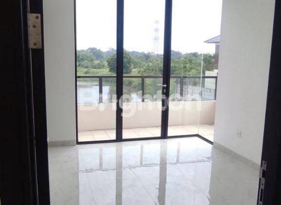 Rumah 2 lantai posisi HOOK cluster REGALIA LAVON 1 Suvarna sutera 2