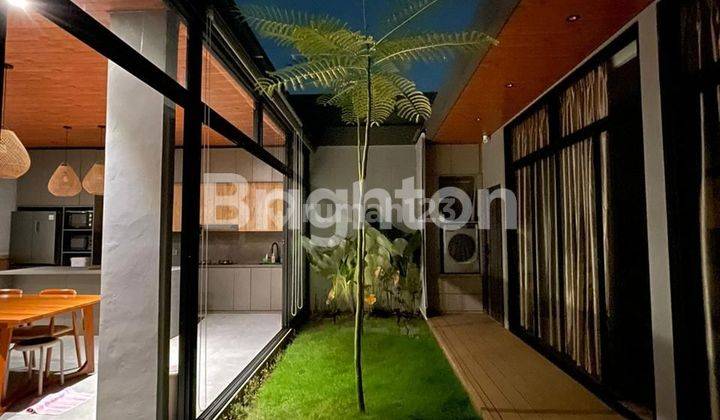 Rumah mewah full renovasi dan full furnished cluster BAYU subarna suvarna sutra 2