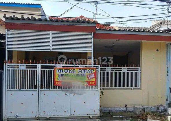 Rumah 2 Lantai Dijual Lokasi Strategis Siap Huni Akses Luas 1