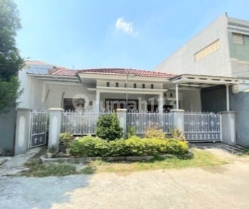 Rumah Luas 2 Bed Room Semi Furnished di Tytyan Kencana, Bekasi