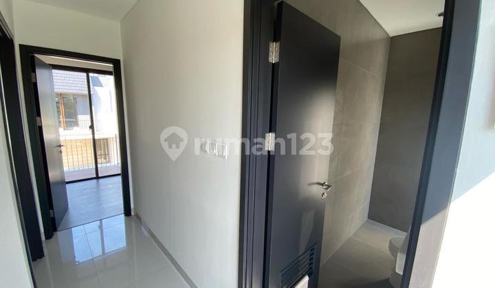 Sewa Murah Rumah Baru 3 Lt Di Cluster Wisteria, Metland Menteng 2