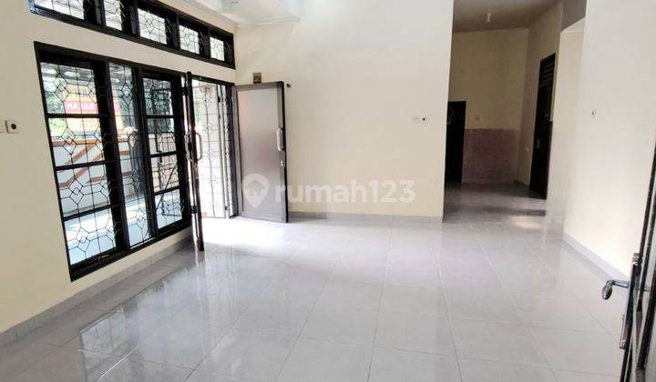 Disewakan Rumah Luas 180 M² Di Harapan Jaya, Bekasi Utara 2