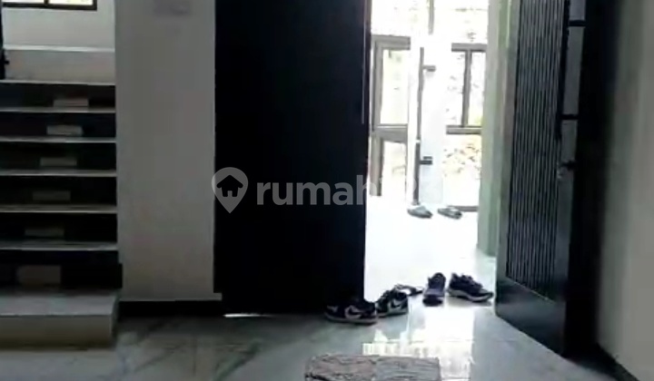 Rumah Modern Minimalis 2 Lt, 100% Baru Di Prima Harapan Regency 2