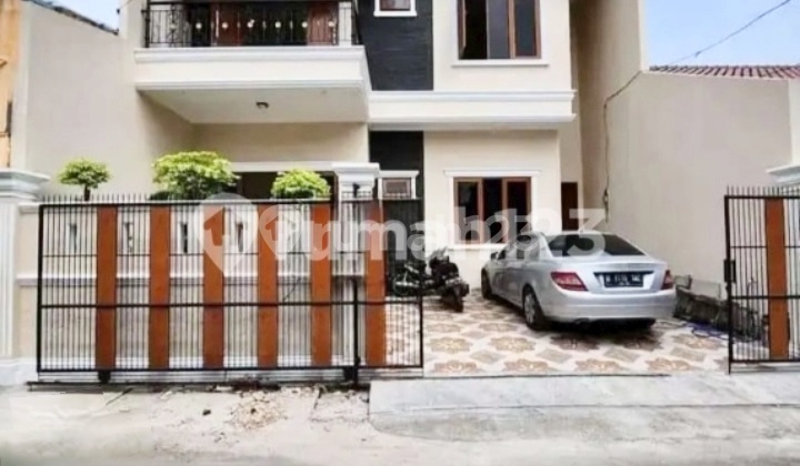 Rumah Modern Minimalis 2 Lt Luas Di Pulo Asem, Jakarta Timur 2