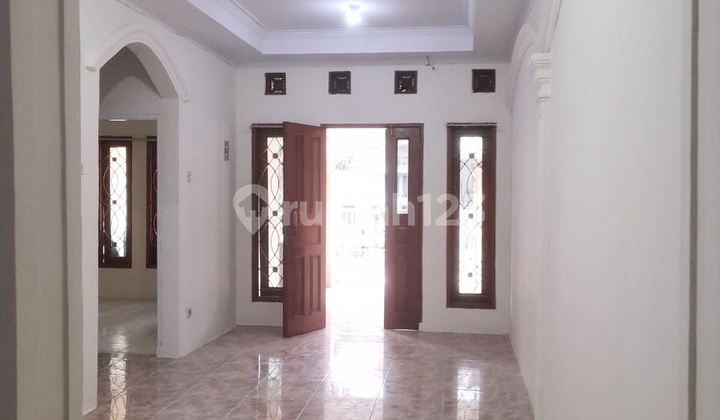 Nice Tidy House for Rent in Prima Harapan, Near Summarecon Bekasi 2