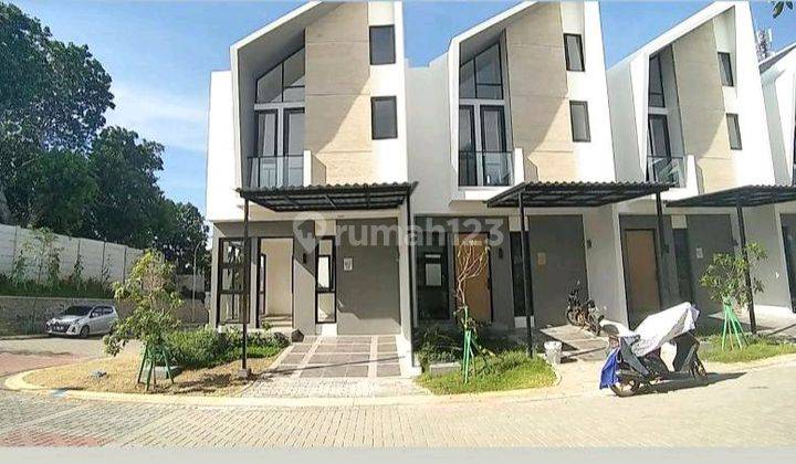 Rumah Eksklusif Di Provence Suites, Bsd City, Tangerang Selatan 2