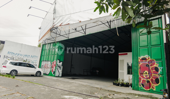 Large Warehouse in South Ringroad - Strategic Location for Your Business