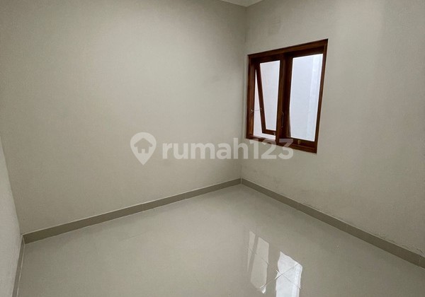 For Sale: Comfortable & Strategic Residence in a Ready-to-Occupy Housing Complex in the Prime Location of Donoharjo, Ngaglik, Sleman 2