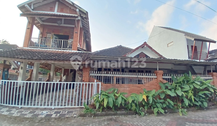 Rumah Dalam Perum Taman Griya Indah Lokasi Dekat Mirota Godean 2