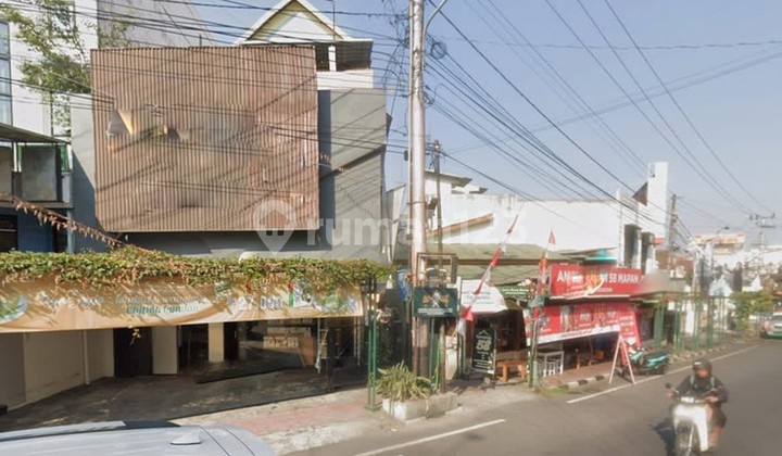 Ruang Usaha Strategis 2 Lantai Selangkah ke Malioboro, Pusat Bisnis & Turis Jogja, Suryatmajan, Danurejan, Yogyakarta Ruang Usaha Strategis 2 Lantai Selangkah ke Malioboro, Pusat Bisnis & Turis Jogja, Suryatmajan, Danurejan, Yogyakarta