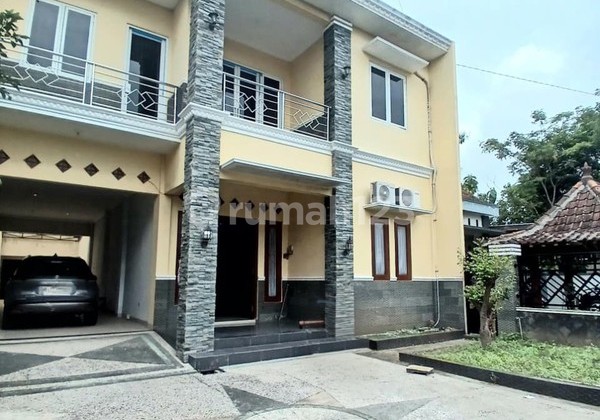For Rent Luxury 2-Story Fully Furnished House in Cepokojajar, Piyungan, Bantul Beautiful & Comfortable Environment 2