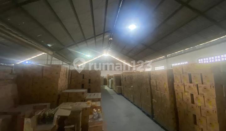 Gudang Strategis dengan Akses Truk Container & Fuso Gudang Strategis dengan Akses Truk Container & Fuso