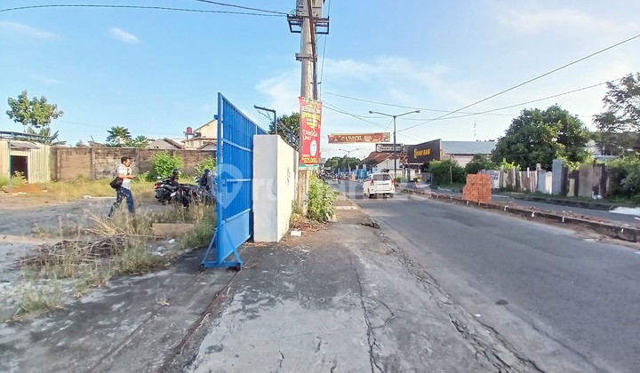 Warehouse Area 1,397 m² Location in Sleman Yogyakarta Warehouse Area 1,397 m² Location in Sleman Yogyakarta