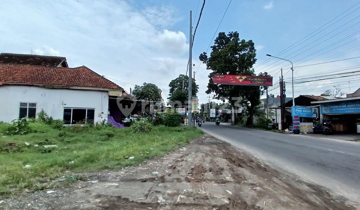 Tanah Strategis di Dekat Kampus Isi Yogyakarta. Tanah Strategis di Dekat Kampus Isi Yogyakarta.