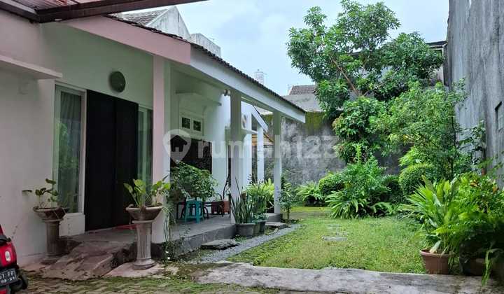 House in a Housing Complex on Godean Road Km 4, Ngestiharjo, Kasihan, Bantul 2